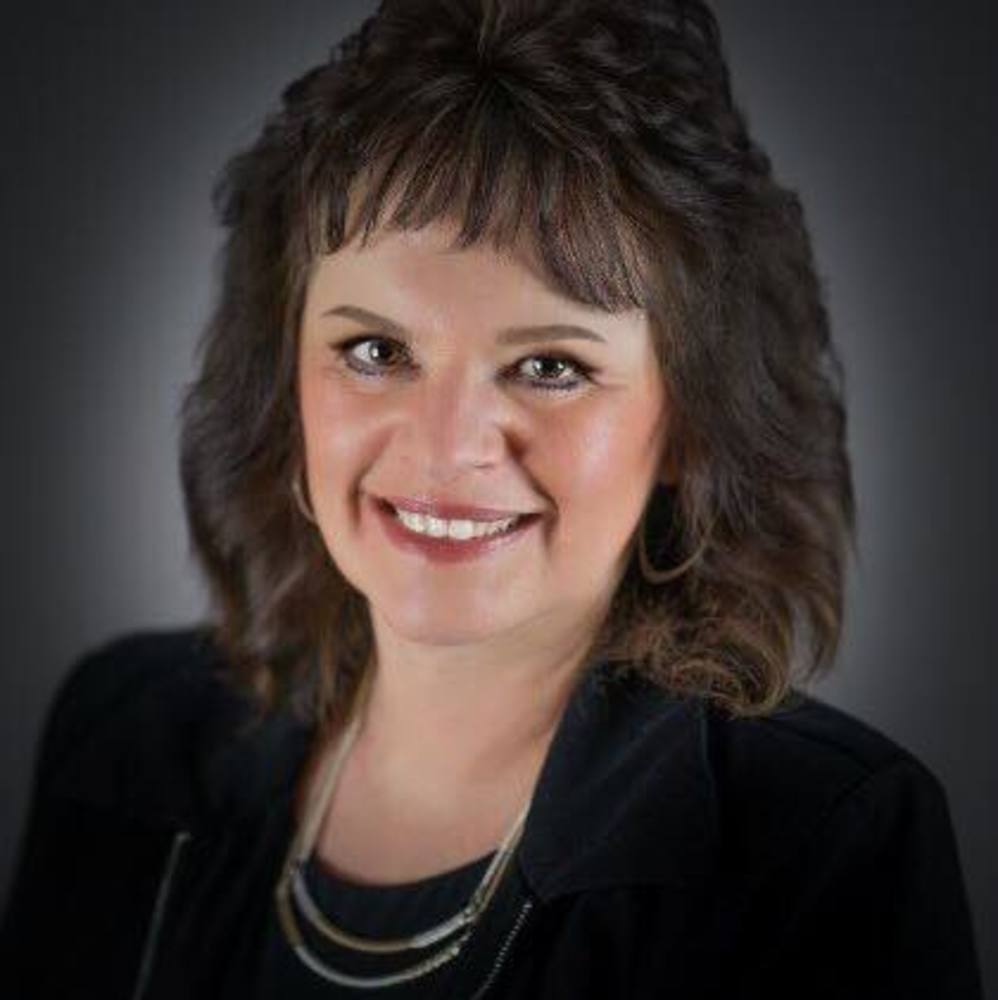 Meet your Posher, Robin